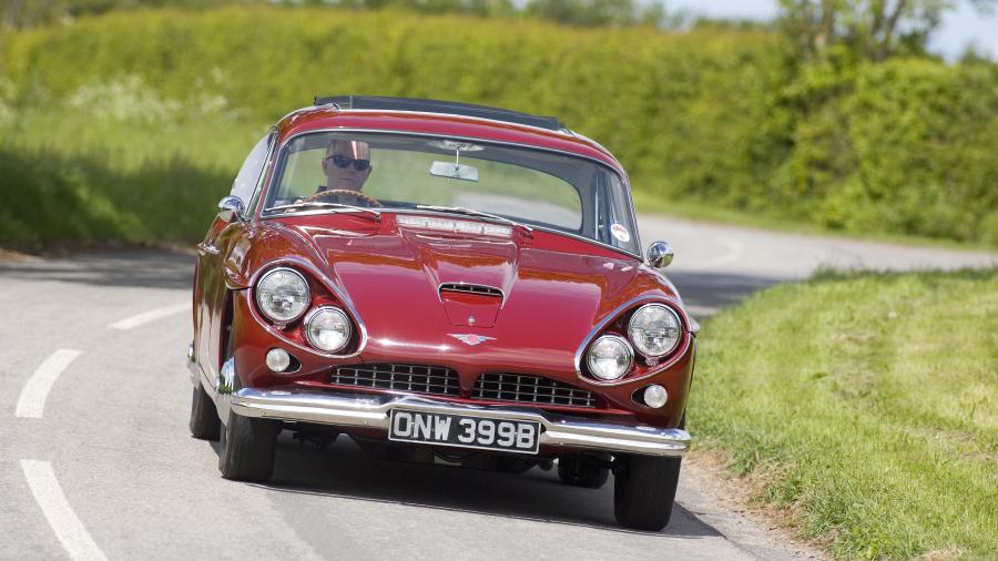  Jensen CV8 (Mk II) 1963 года  (фото 5 из 24)